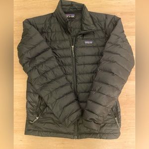 Patagonia Men’s Down Sweater, Black, size Small